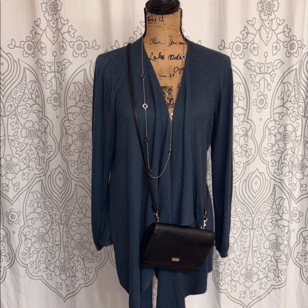 Liz Claiborne Collection Crossbody Purse - Picture 9 of 10